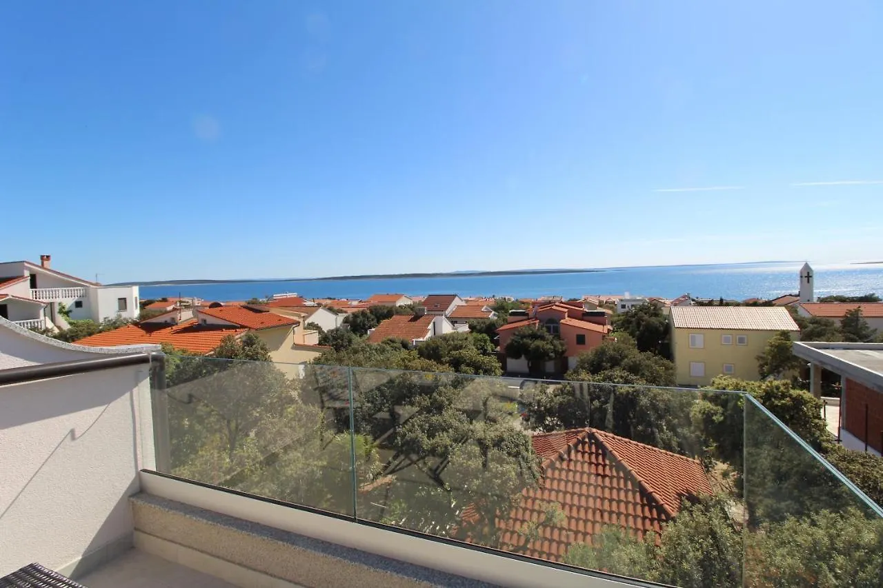 Apartments And Rooms With Parking Space Mandre, Pag - 6309 Kolan Affittacamere
